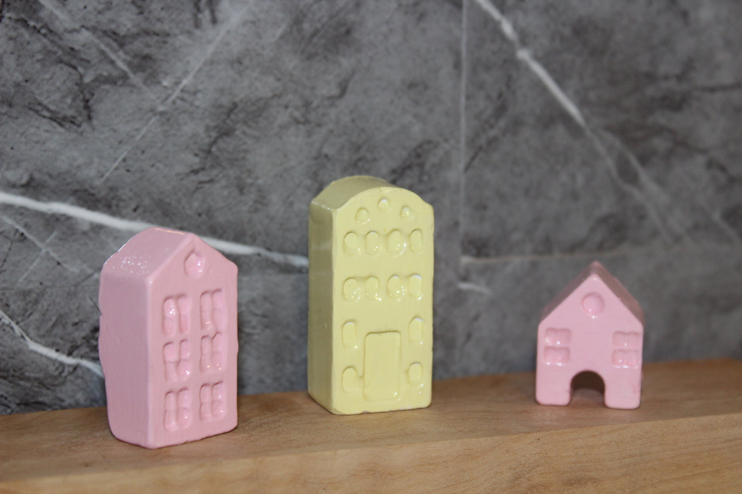 Home Sweet Home Olive Wood and Resin Clay Ornament (203200)