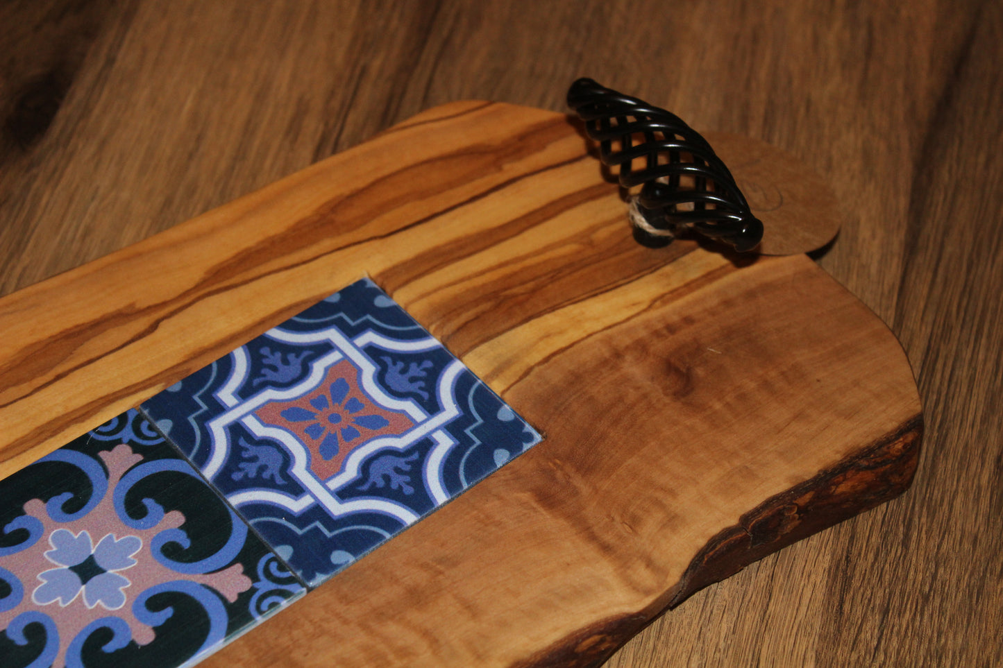 Olive Wood Board with Glass Tiles (203207)