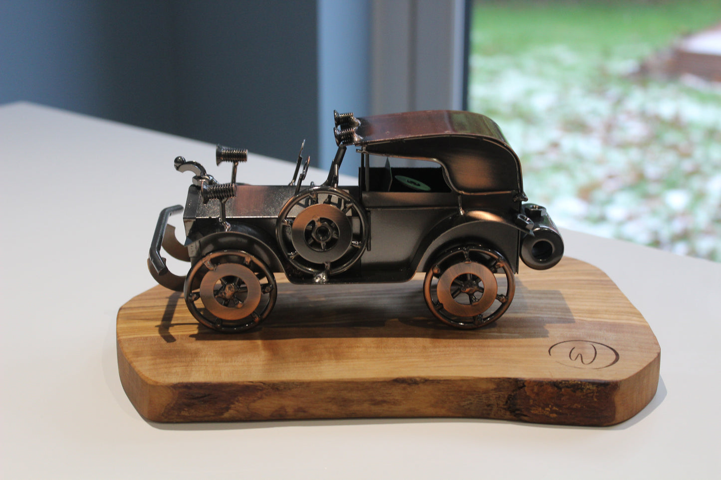 Car Display (203051)