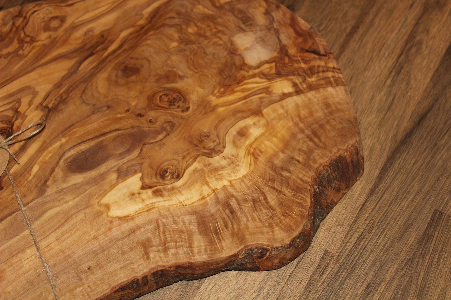 Olive Wood Board (203215)