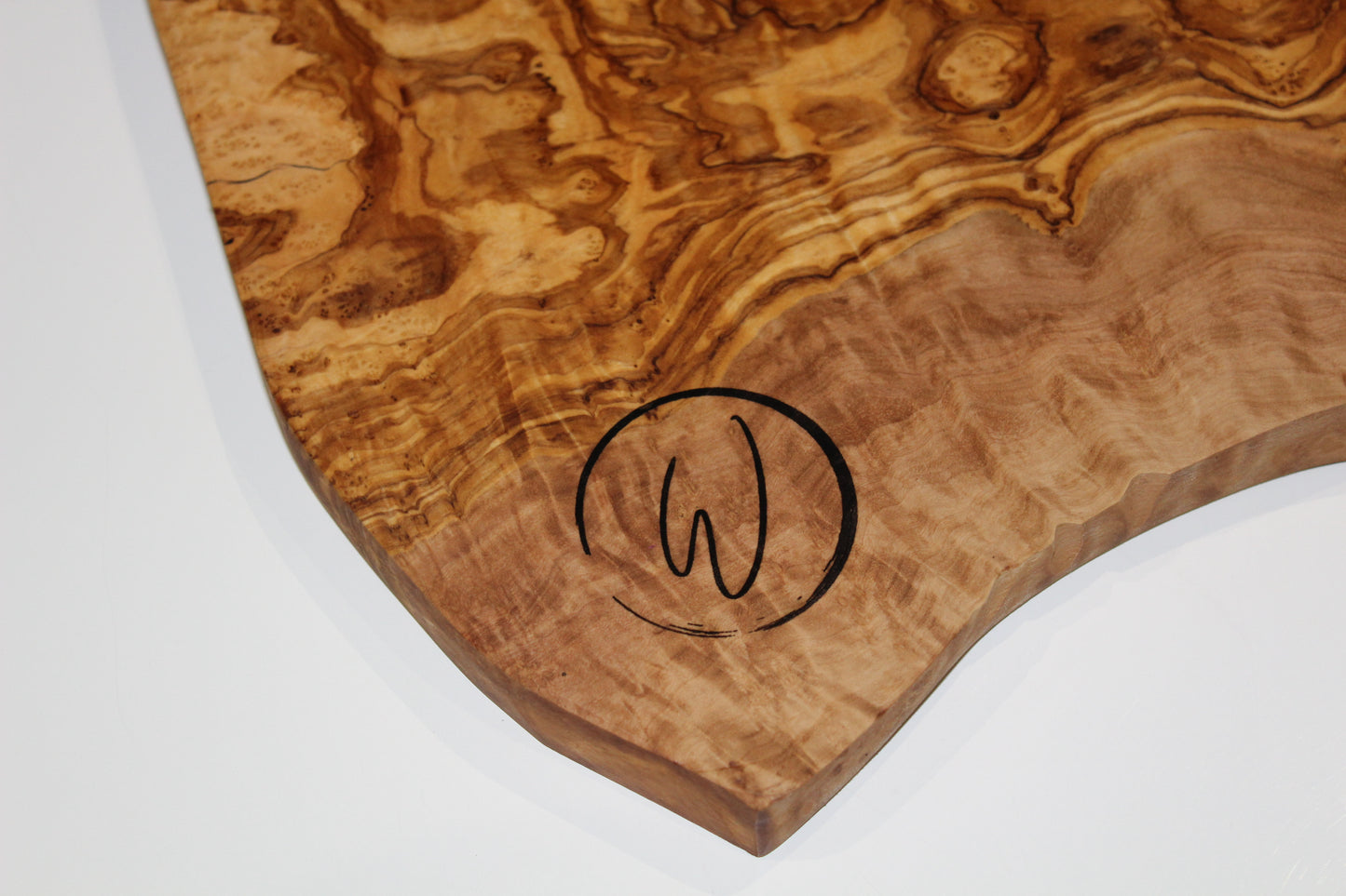 Unusual Shaped Chopping Board (XL)