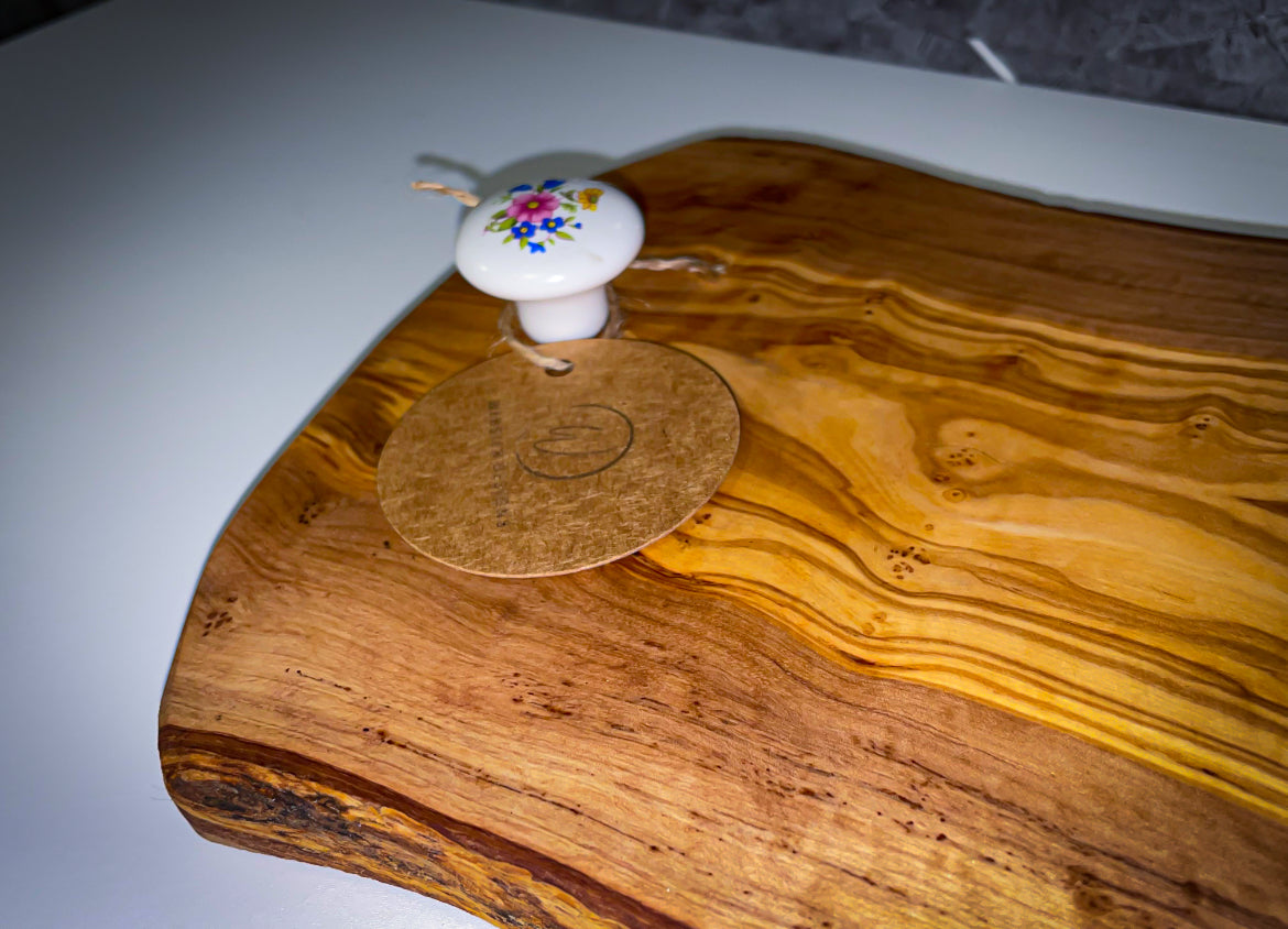 Olive Wood Tray with Floral Handles (203127)