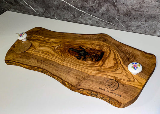 Olive Wood Tray with Floral Handles (203127)