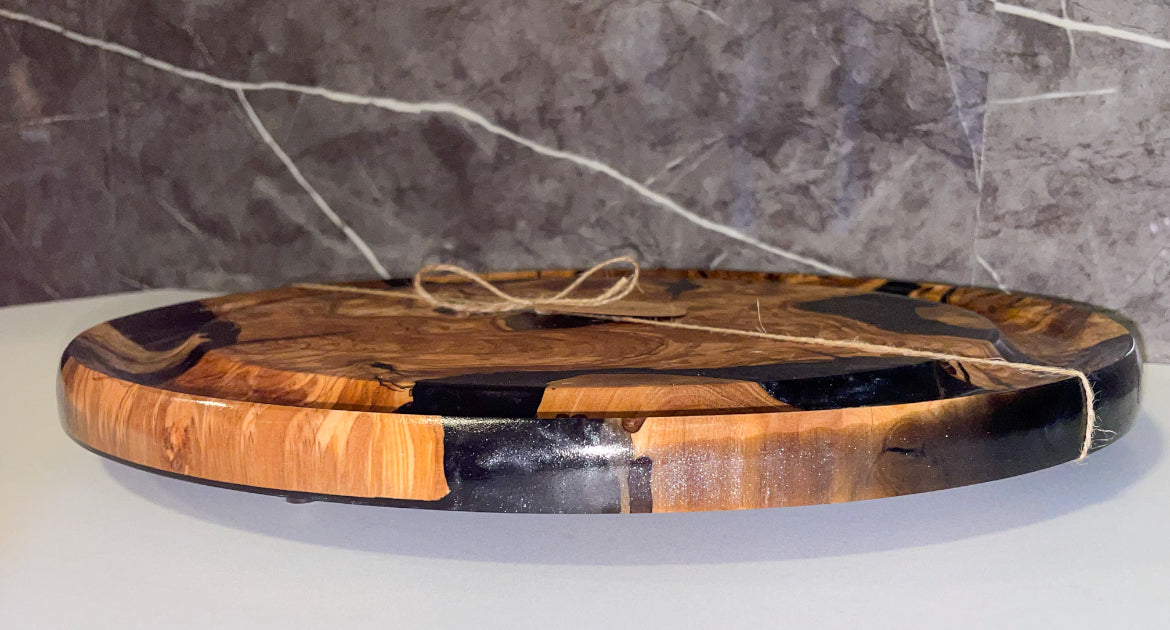 Black Resin & Olive Wood Table Centre Piece (203137)