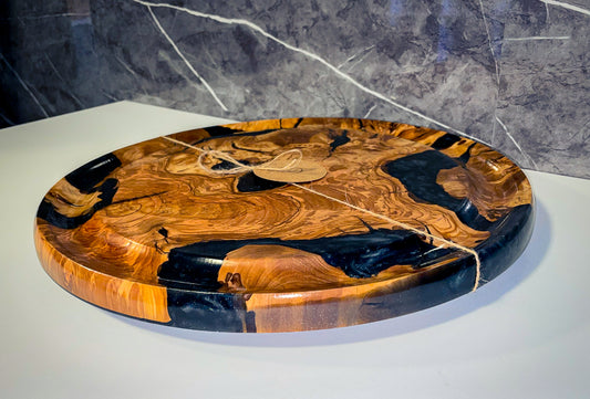 Black Resin & Olive Wood Table Centre Piece (203137)