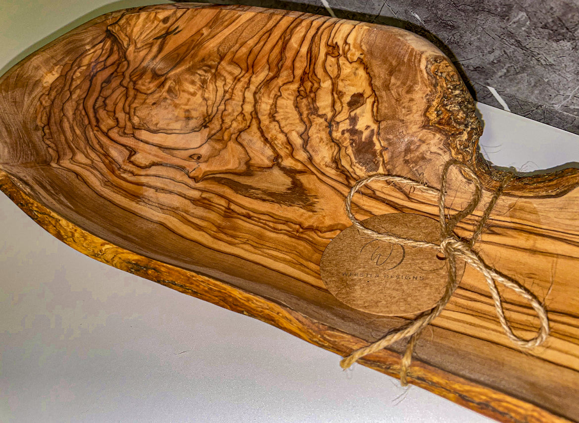 Serving Boat (203063)
